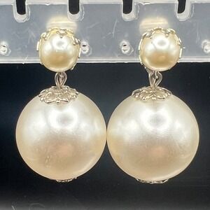 Vintage PARK LANE‎ Faux Pearl Earrings Clip On Costume Jewelry Statement